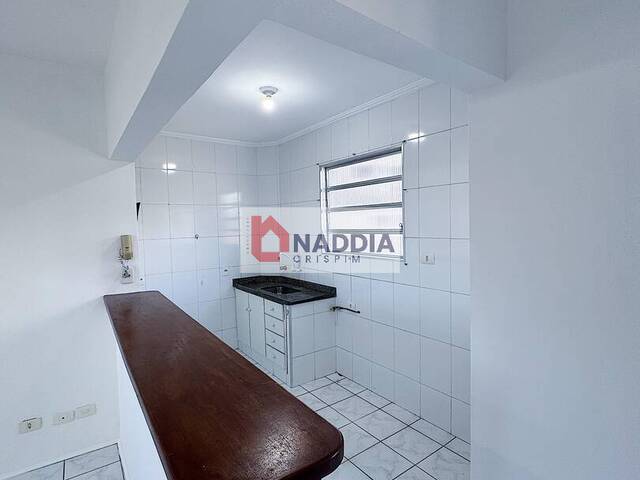 Apartamento para Locação em Santos - 2